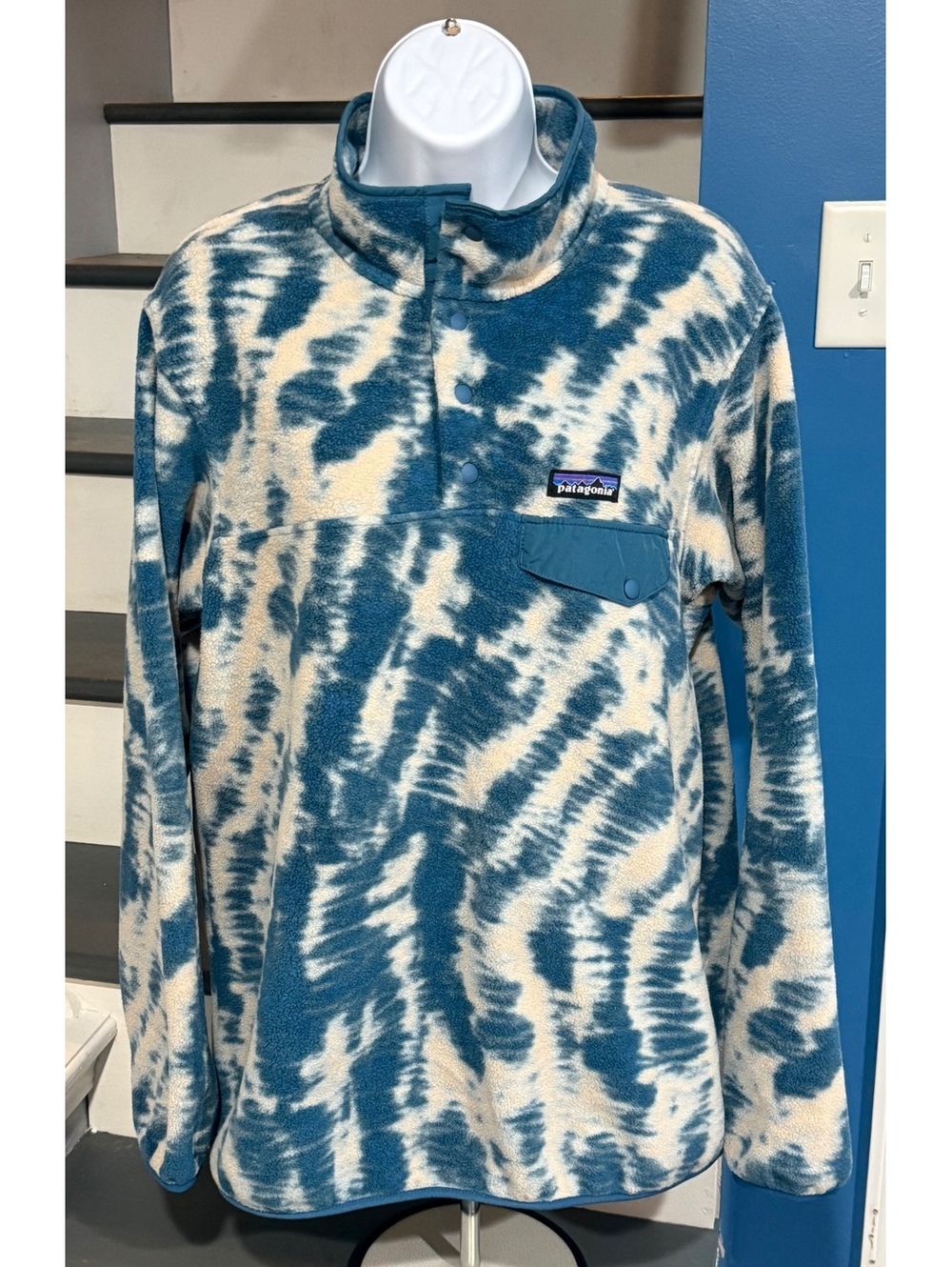 Patagonia Women’s Size Large Synchilla Mighty Mycelium Wavy Blue Fleece Pullover